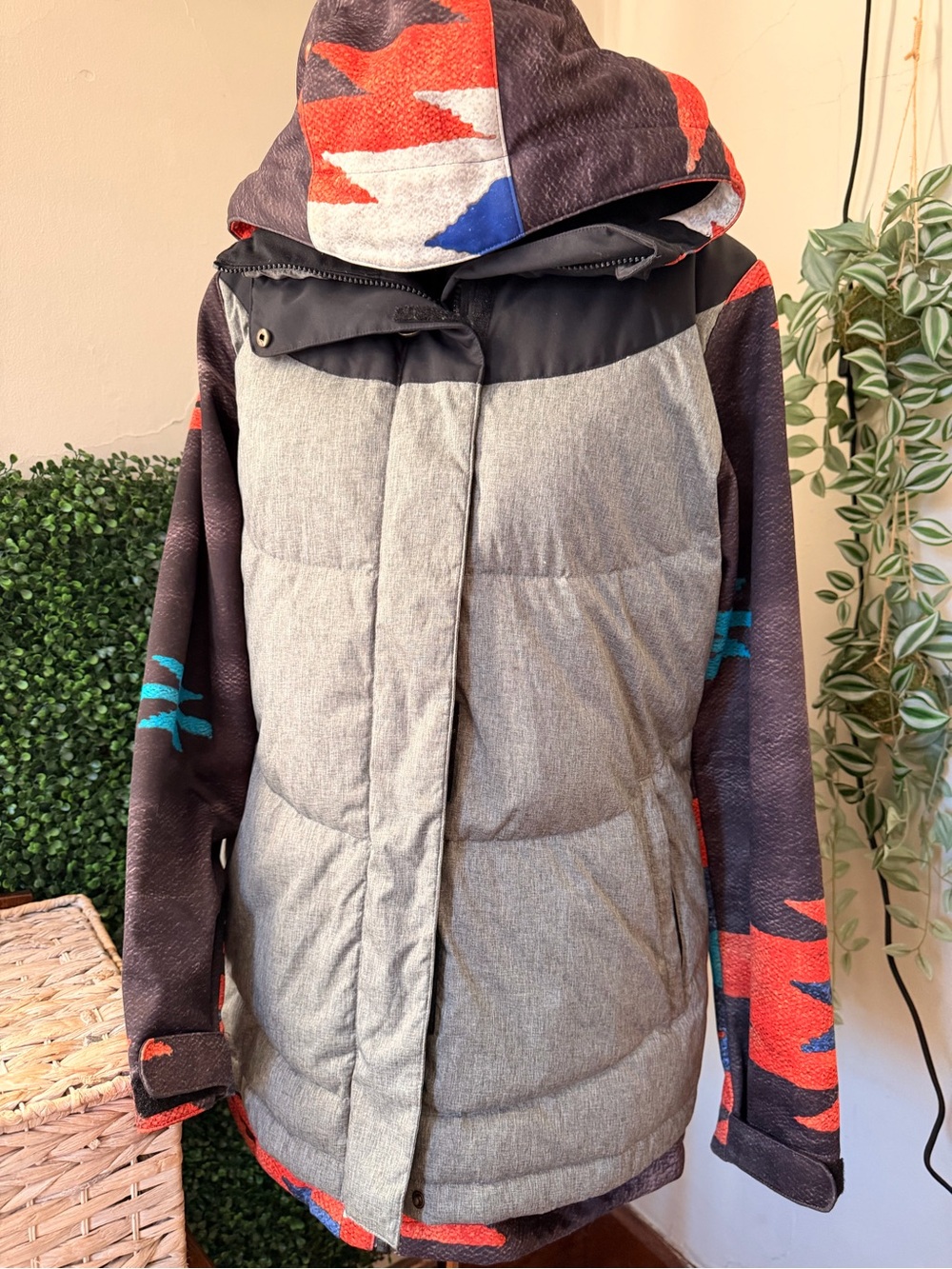 Roxy Grey Puffer Jacket with Patterned Hood and Sleeves
